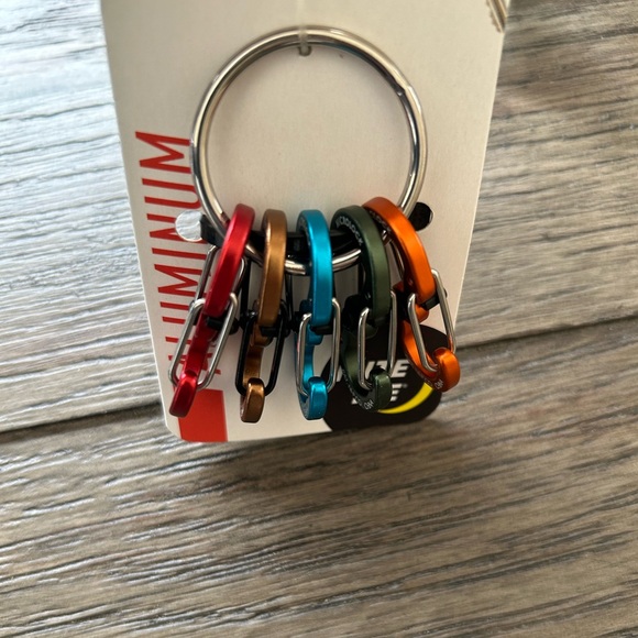 🆕⚒️Nite Ize Aluminum Keyring Locker S-Biner - Carabiner Keychain - multicolored - Picture 3 of 16